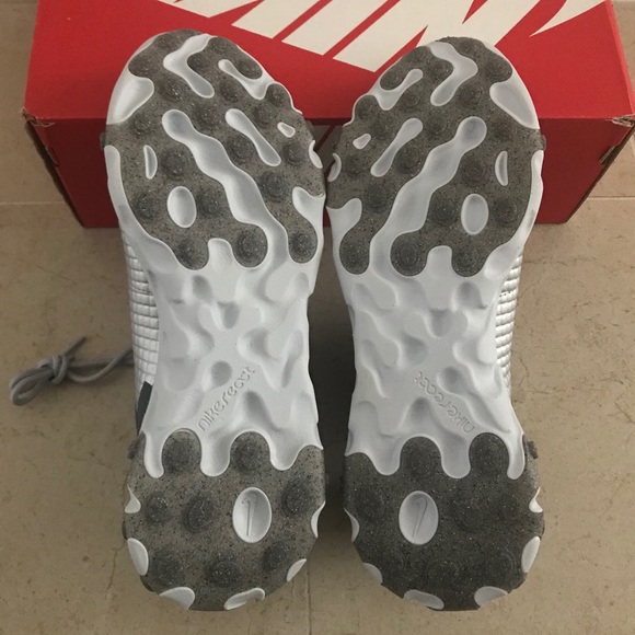 NIKE REACT ELEMENT 55 PRM Brand New! - Picture 8 of 14